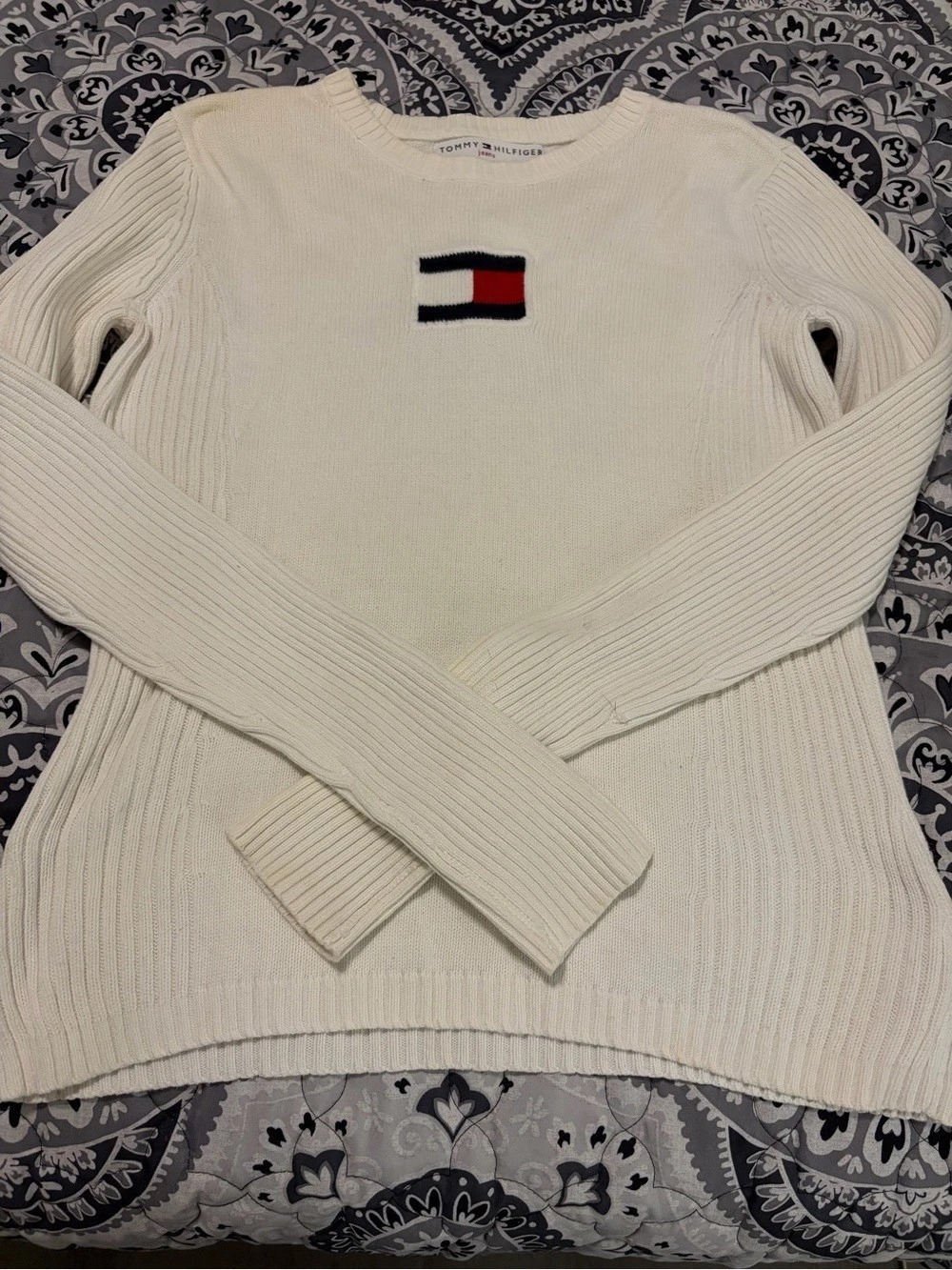 Tommy Hilfiger Women's Logo Crewneck Sweater Cream Small Like New
